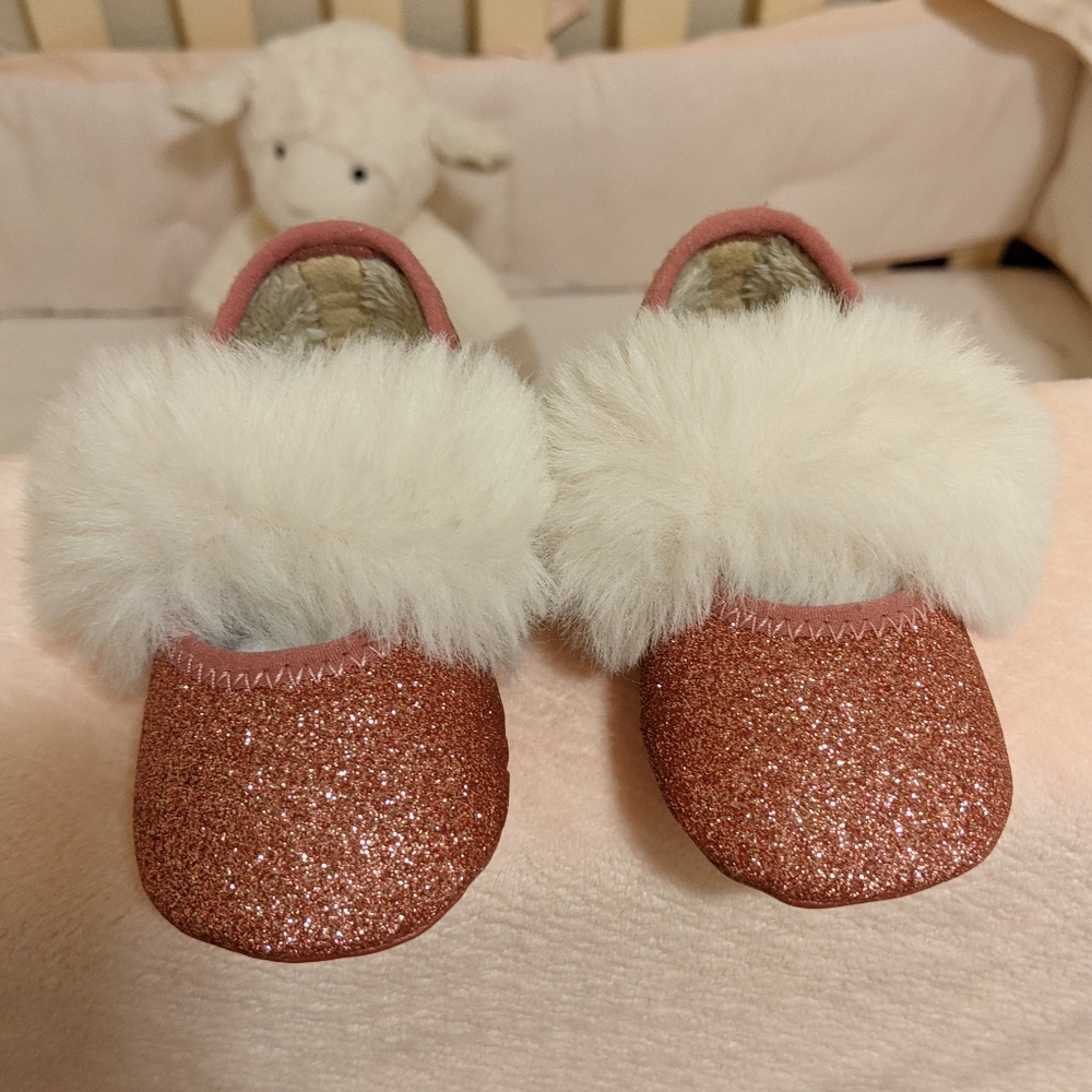 Pink Glitter Ballerina Ugg Slippers sz 2/3